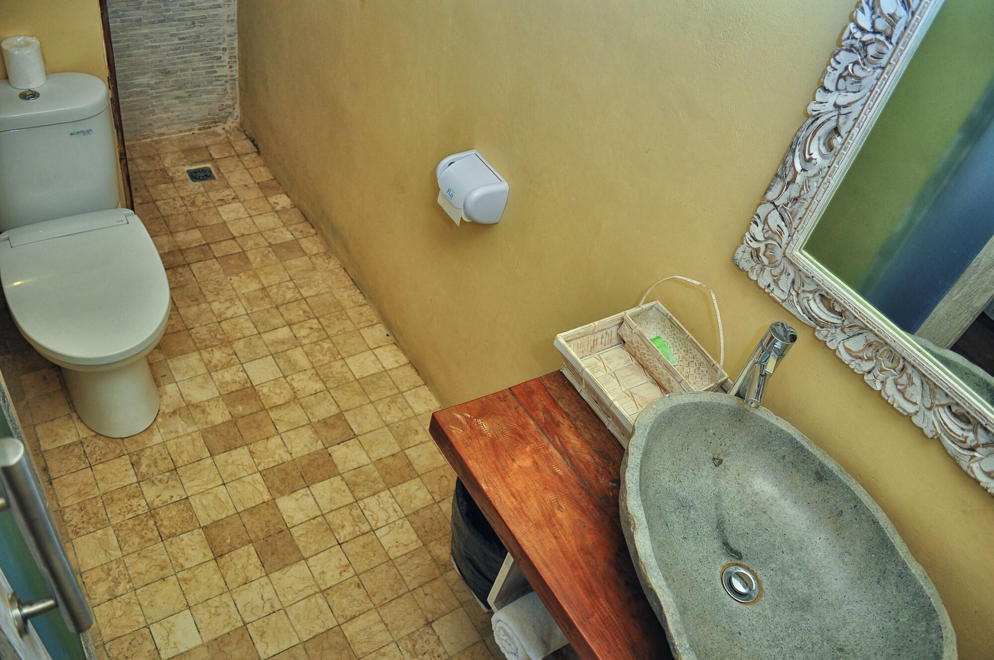Les Ottalia Yoga & Diving, Villa Gili Meno